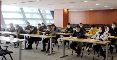 分公司召开了2020年党风廉政建设目标责任书签订仪式和2019年度先进表彰会1.jpg